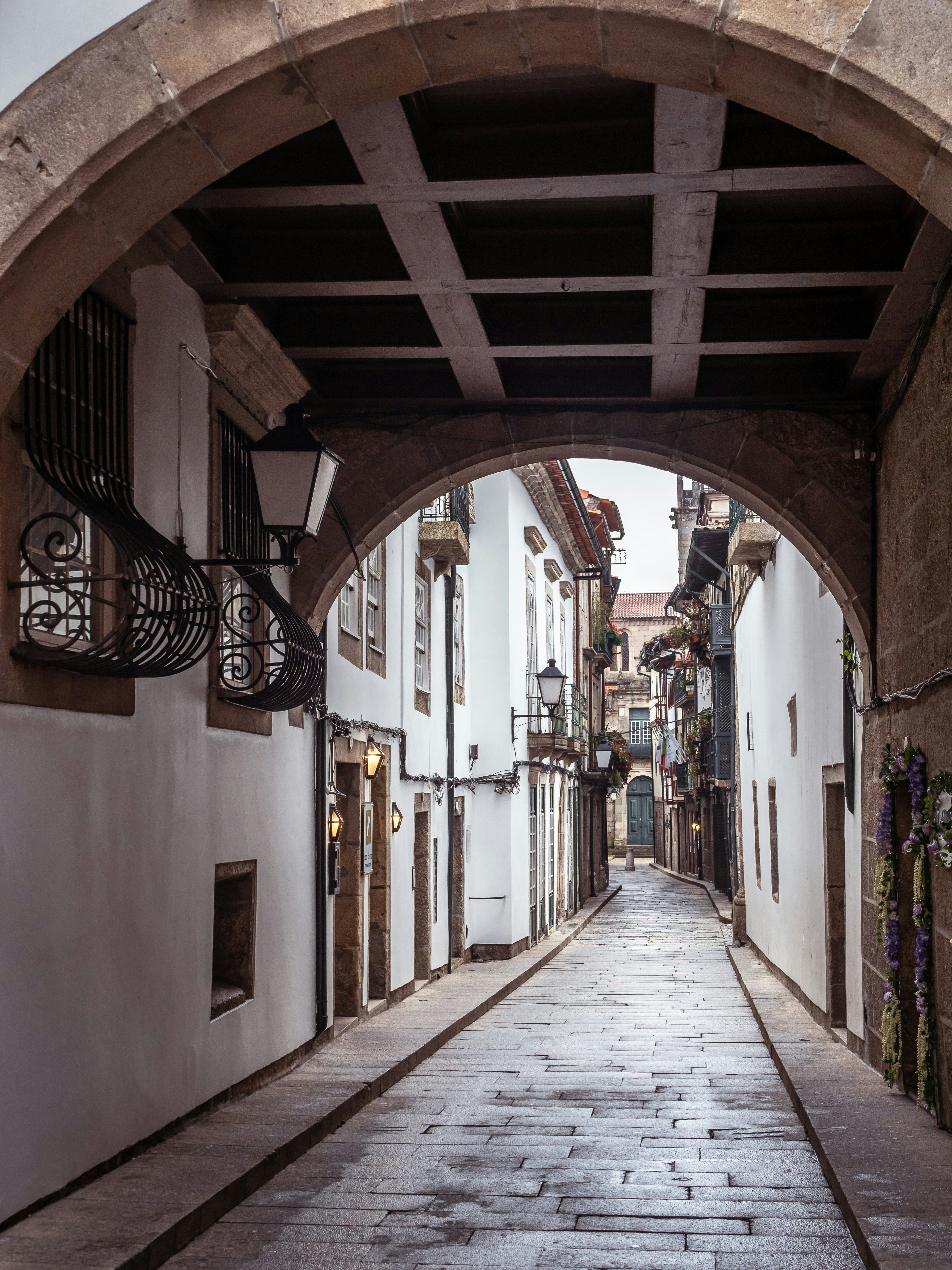 Braga and Guimarães private tour — medieval castles and baroque sanctuaries